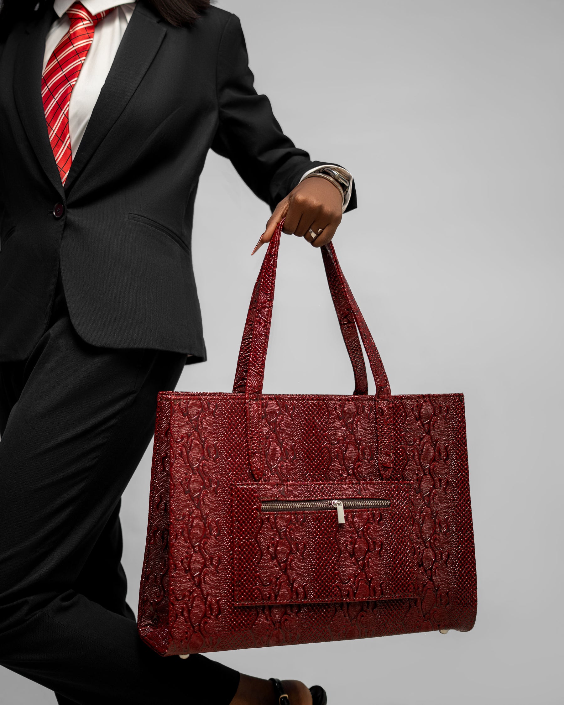 You're not disorganised. You're just carrying it in the wrong bag.